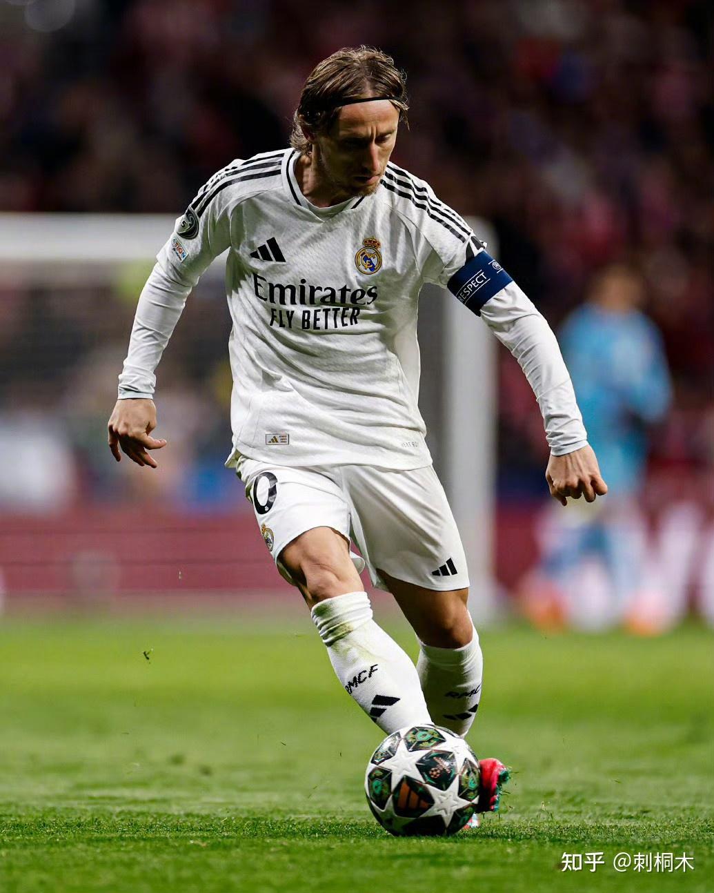 火力强悍！上海海港30轮中超场场进球，从未被零封