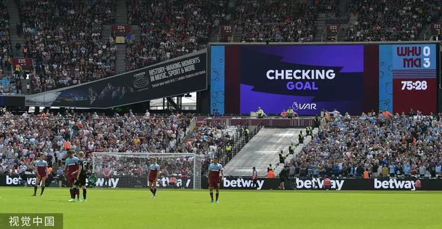 这队的高位逼抢太窒息了