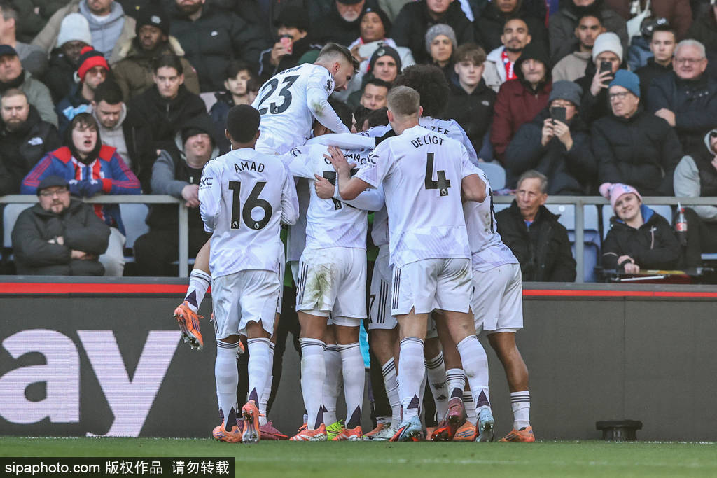 卡尔接班梅西？拜仁总监：梅西是能想到的最夸张的比较对象！