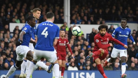 中场铁人再次踢满全场，体能状态亮眼