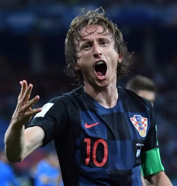 米体：卡利亚里门将卡普里莱受到了多家豪门俱乐部青睐